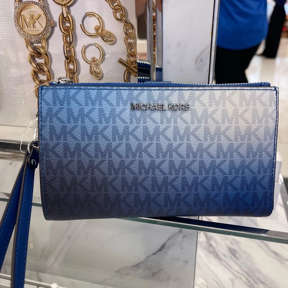 MICHAEL KORS Jet Set Lg Ombré Signature Logo Double Zip Wristlet Wallet  Galaxy